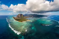 Shutterstock 2463212727 (1)